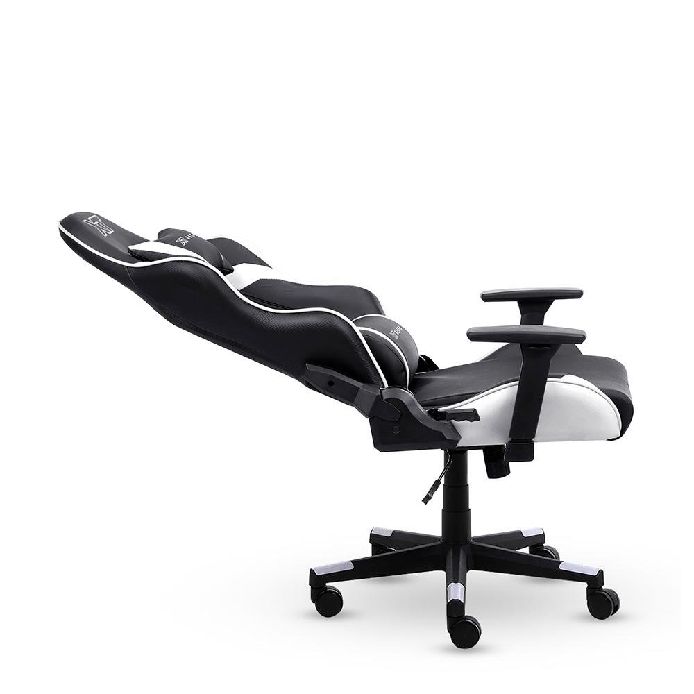 Cadeira Gamer XT Racer Viking Series, Até 120Kg, Com Almofadas, Reclinável, Descanso de Braço 3D, Preto e Branco - XTR-021 Cadeira Gamer XT Racer Viking Series, Até 120Kg, Com Almofadas, Reclinável, Descanso de Braço 3D, Preto e Branco - XTR-021