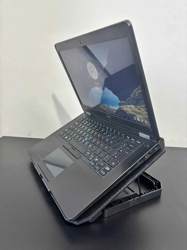 Usado -  Notebook Dell Latitude E5470 | i5 6ª Geração | 8GB | SSD 128GB | Tela 14 - view 5