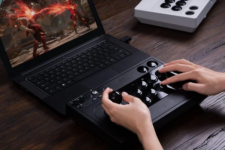 Controle 8bitdo Arcade Stick - 2.4ghz, Bluetooth, Usb-c - Para XBOX PC - Joystick E Gamepad - Preto
